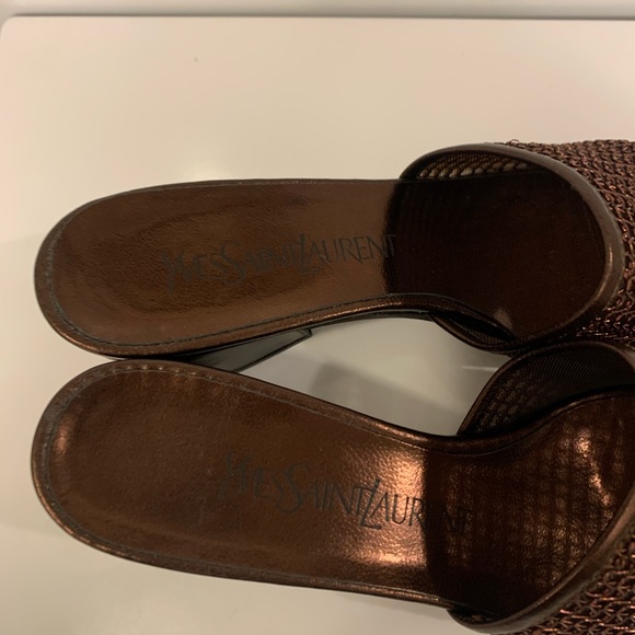 YSL Vintage (never worn) sandals - Picture 4 of 10